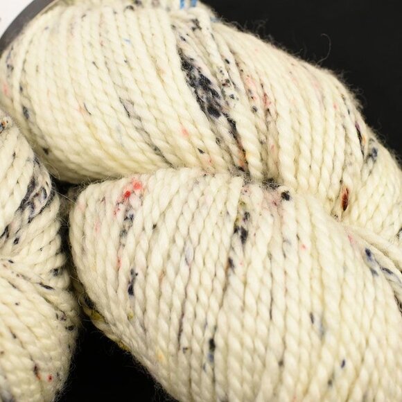 MadelineTosh Farm Twist DK Weight Yarn 2 Skeins SW Merino Wool Color Faces - Picture 2 of 4